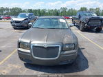 2010 Chrysler 300 Touring/signature Series/executive Series Champagne vin: 2C3CA5CV8AH192588