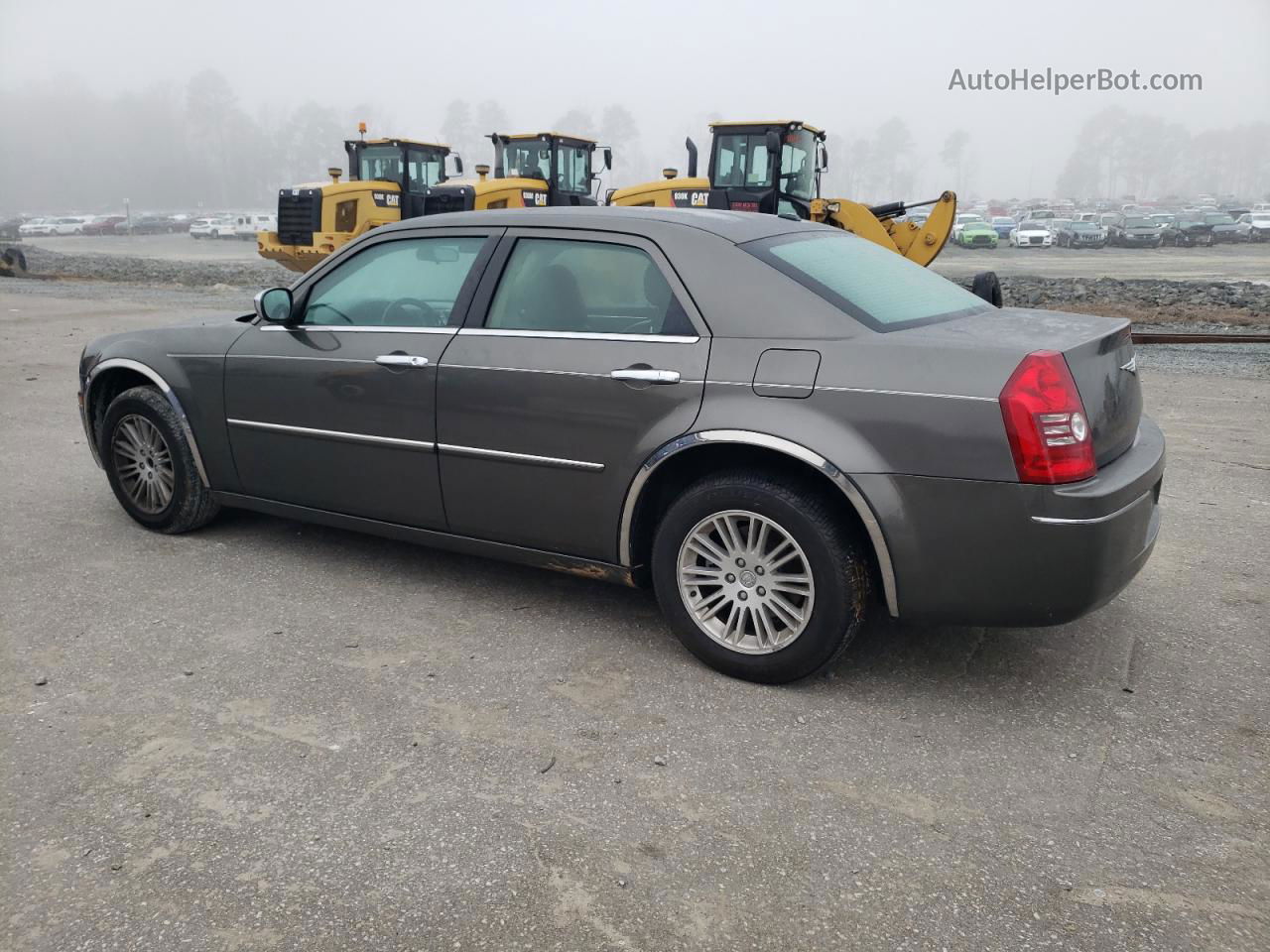 2010 Chrysler 300 Touring Серый vin: 2C3CA5CV8AH241613