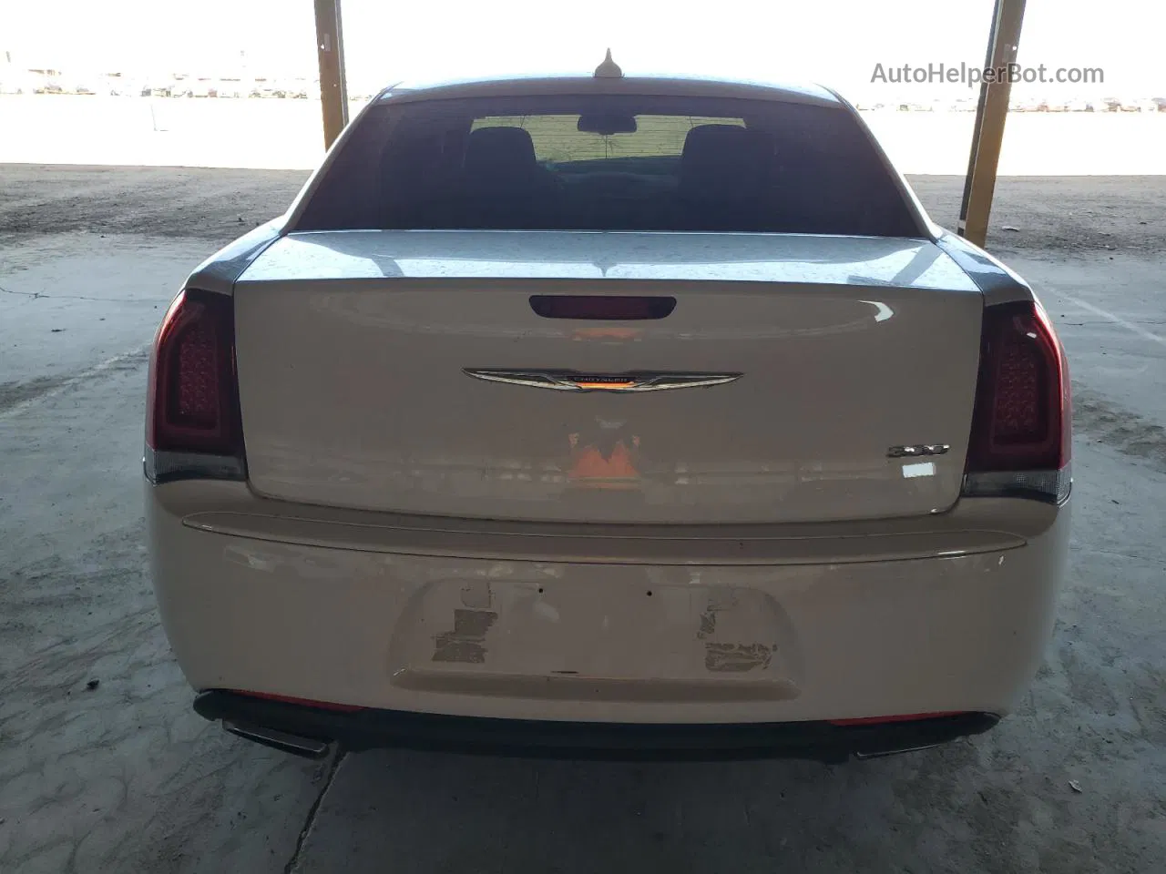 2019 Chrysler 300 Touring White vin: 2C3CCAAG0KH740690