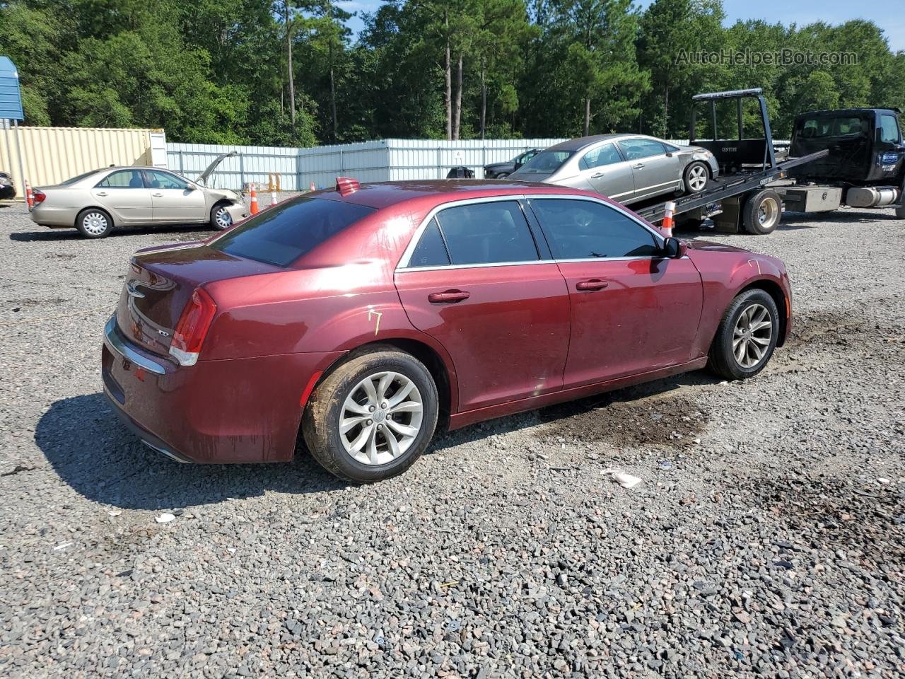 2016 Chrysler 300 Limited Бордовый vin: 2C3CCAAG2GH111388