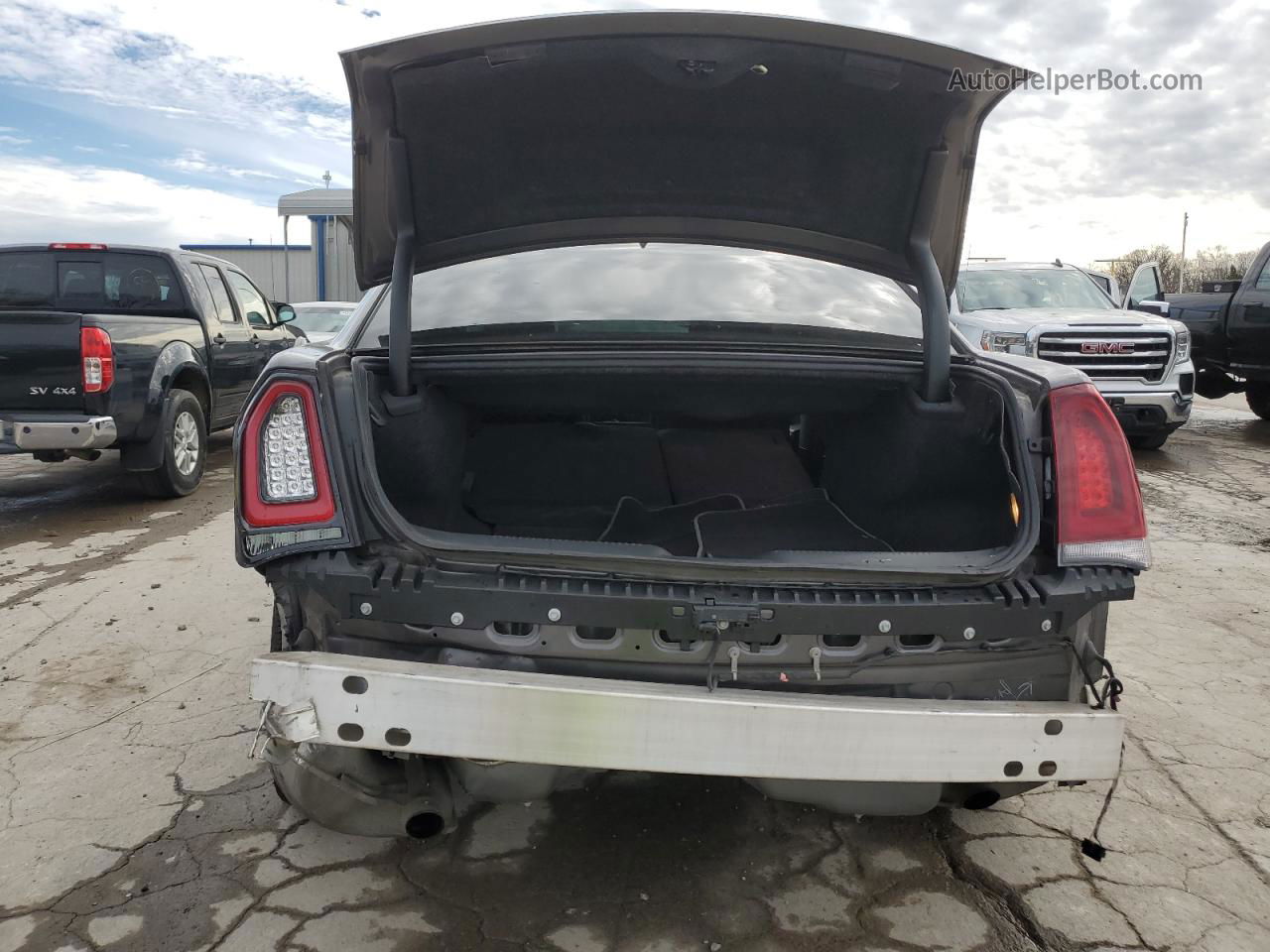 2019 Chrysler 300 Touring Серый vin: 2C3CCAAG2KH610426