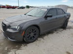 2019 Chrysler 300 Touring Gray vin: 2C3CCAAG2KH610426