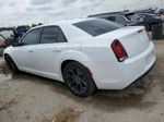 2019 Chrysler 300 Touring White vin: 2C3CCAAG3KH570390