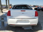 2019 Chrysler 300 Touring White vin: 2C3CCAAG3KH627624