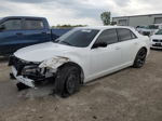 2019 Chrysler 300 Touring White vin: 2C3CCAAG3KH711071