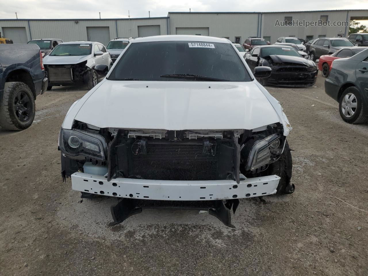 2019 Chrysler 300 Touring White vin: 2C3CCAAG3KH711071