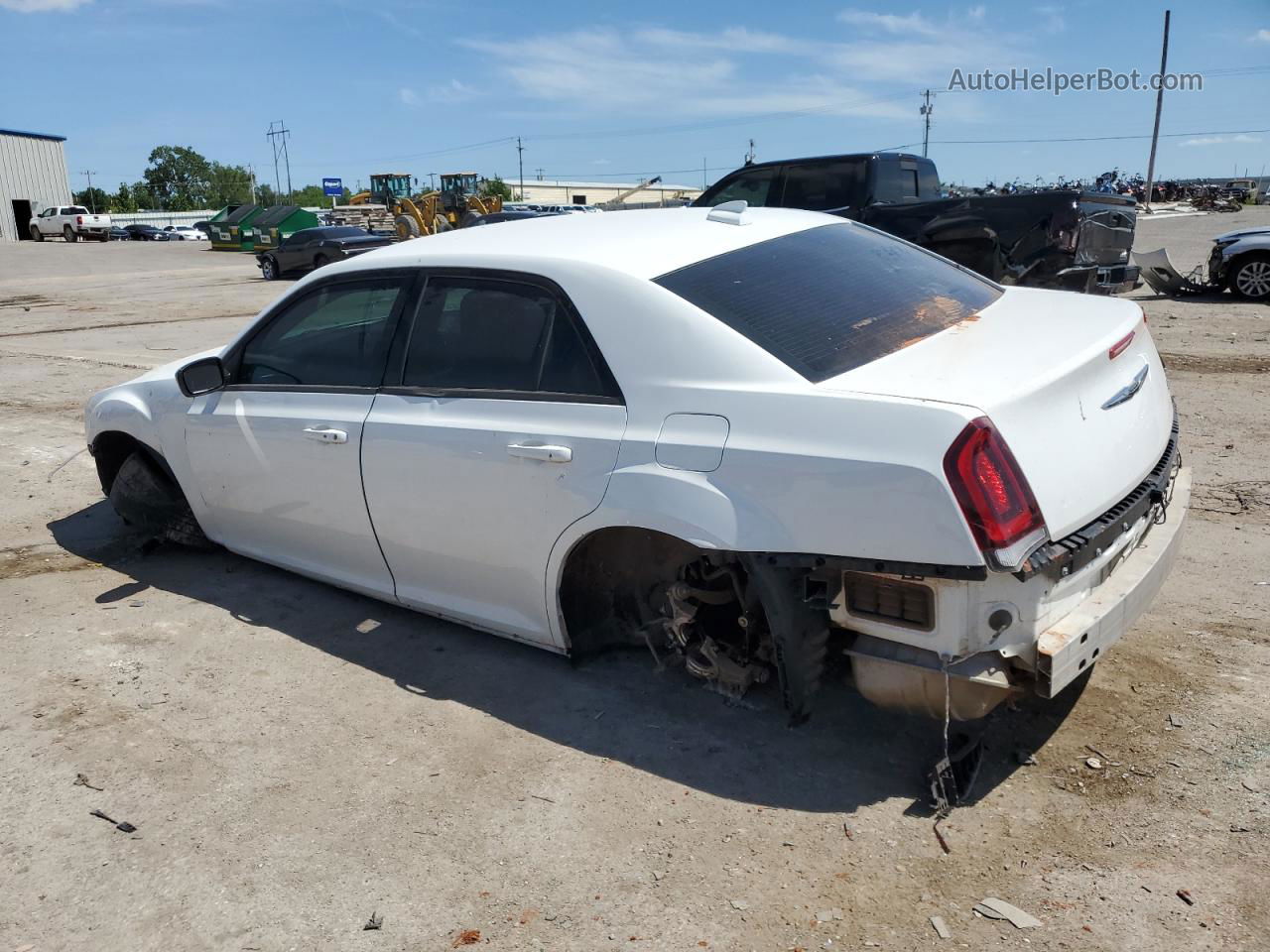 2019 Chrysler 300 Touring White vin: 2C3CCAAG3KH760822