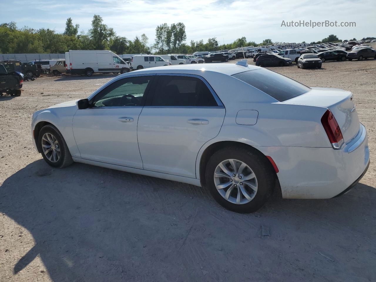 2016 Chrysler 300 Limited Белый vin: 2C3CCAAG4GH135787