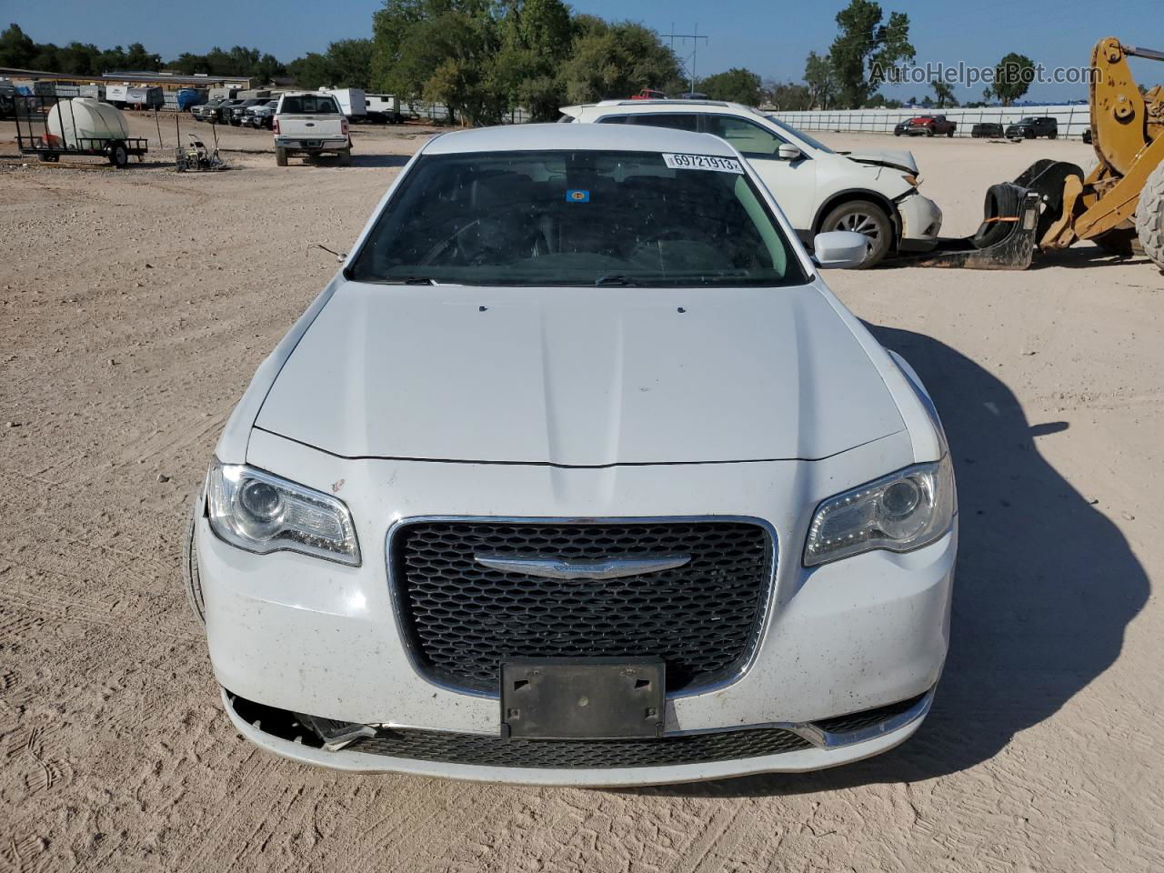 2016 Chrysler 300 Limited Белый vin: 2C3CCAAG4GH135787