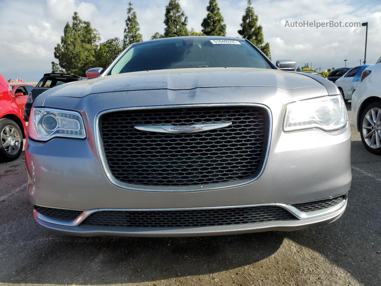 2016 Chrysler 300 Limited Silver vin: 2C3CCAAG4GH207913