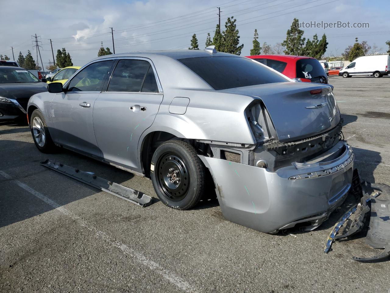 2016 Chrysler 300 Limited Silver vin: 2C3CCAAG4GH207913