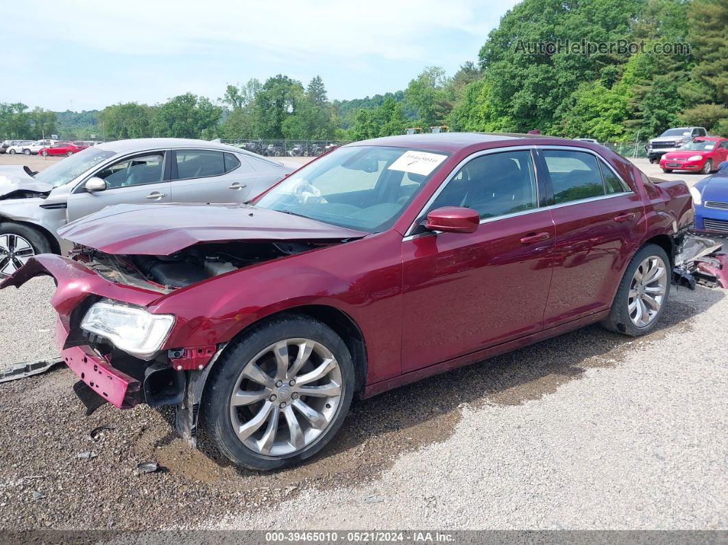 2017 Chrysler 300 Limited Red vin: 2C3CCAAG4HH668109