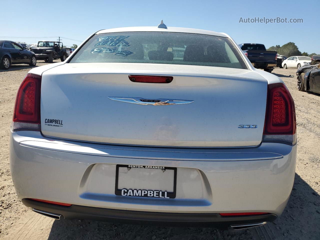 2019 Chrysler 300 Touring Silver vin: 2C3CCAAG4KH580457