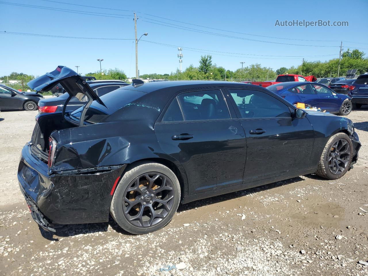 2019 Chrysler 300 Touring Black vin: 2C3CCAAG4KH614283