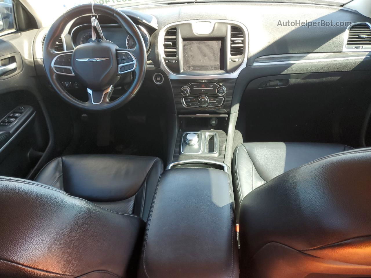 2019 Chrysler 300 Touring Черный vin: 2C3CCAAG4KH614283