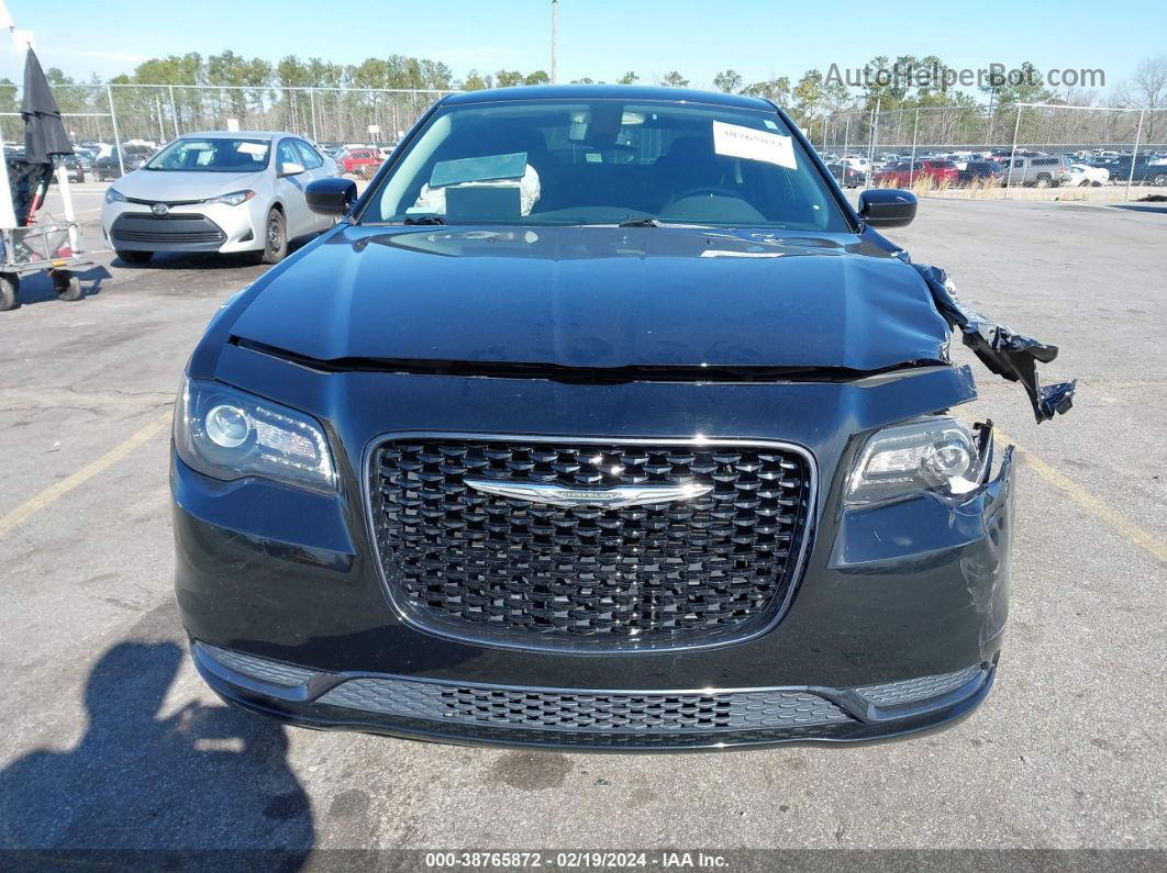 2019 Chrysler 300 Touring Black vin: 2C3CCAAG4KH673916