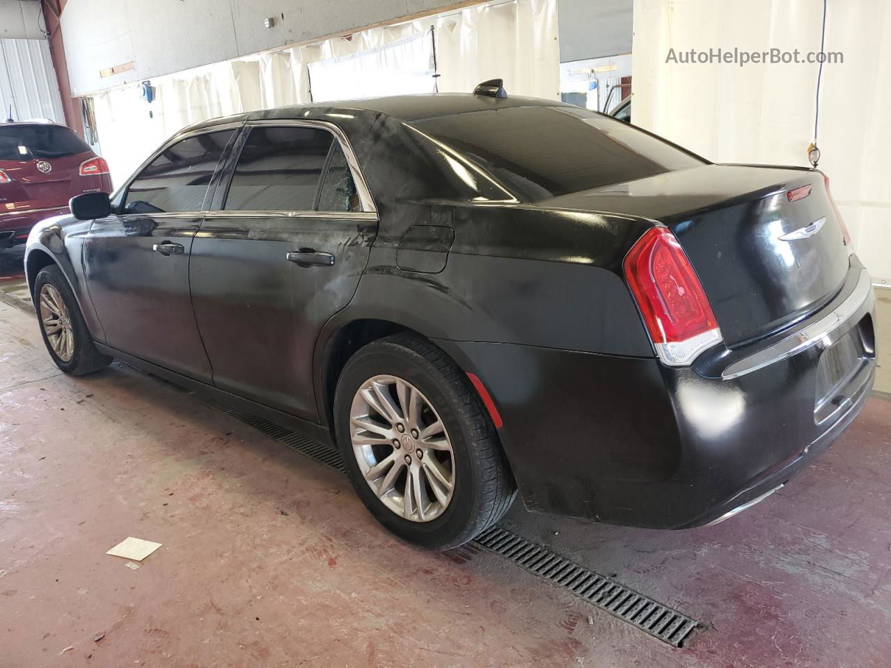 2019 Chrysler 300 Touring Black vin: 2C3CCAAG4KH675990