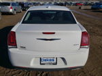 2019 Chrysler 300 Touring White vin: 2C3CCAAG4KH700886