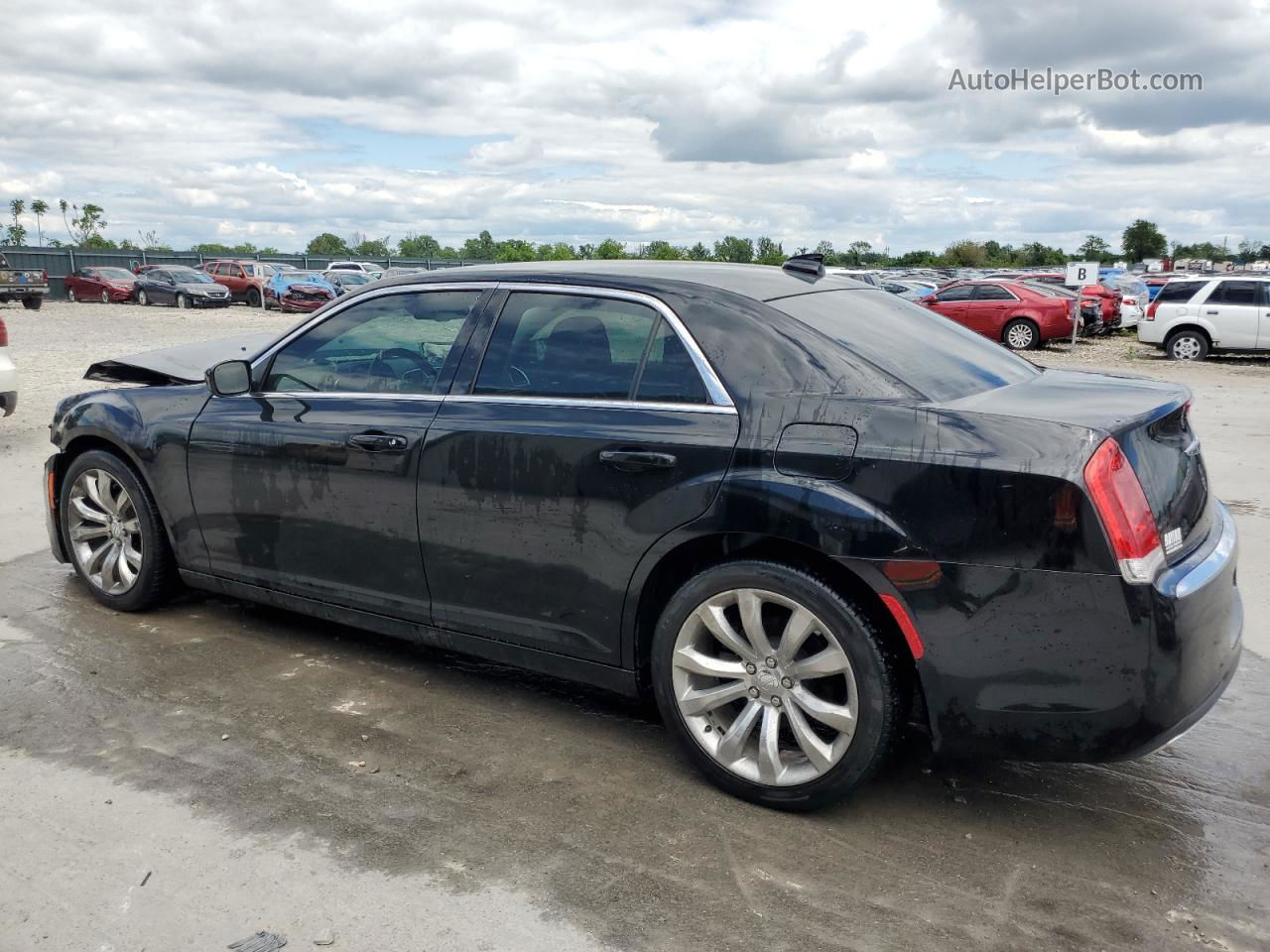 2019 Chrysler 300 Touring Black vin: 2C3CCAAG5KH517240