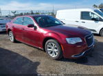 2019 Chrysler 300 Touring Red vin: 2C3CCAAG5KH602241