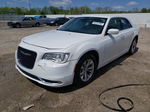 2016 Chrysler 300 Limited White vin: 2C3CCAAG6GH219500