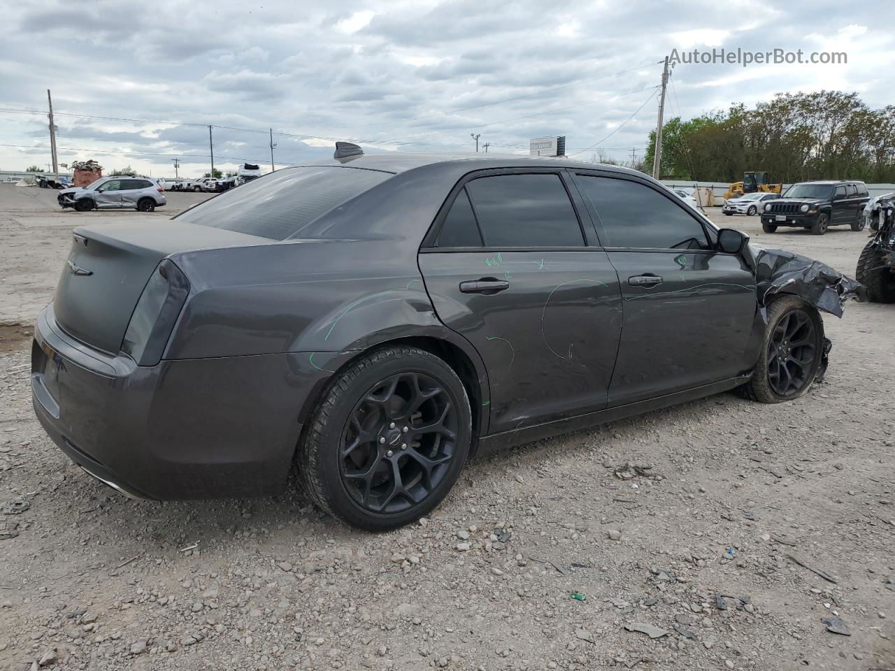 2019 Chrysler 300 Touring Black vin: 2C3CCAAG6KH733338