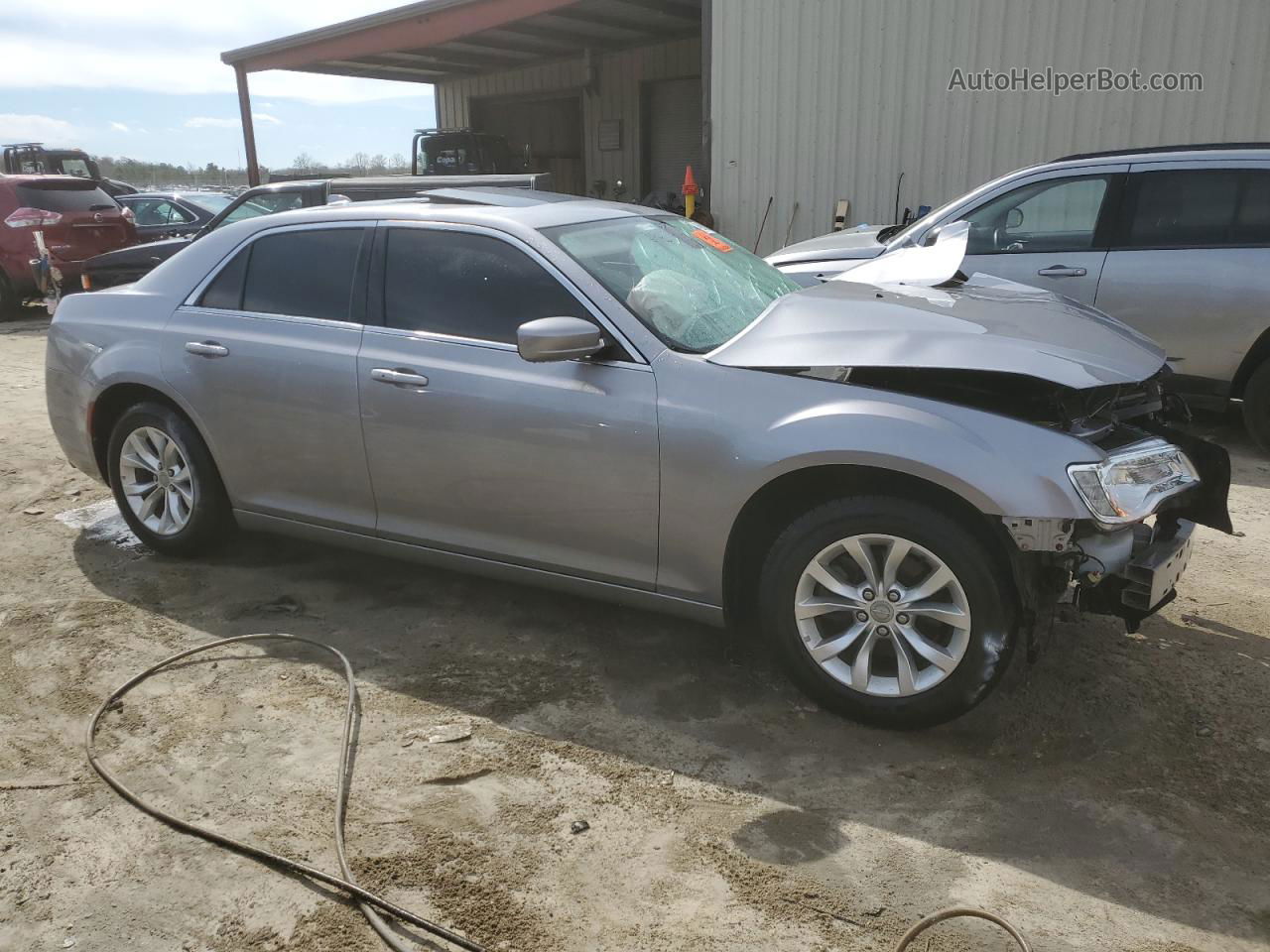 2016 Chrysler 300 Limited Silver vin: 2C3CCAAG7GH206674