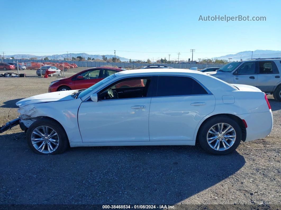 2017 Chrysler 300 Limited White vin: 2C3CCAAG7HH538552