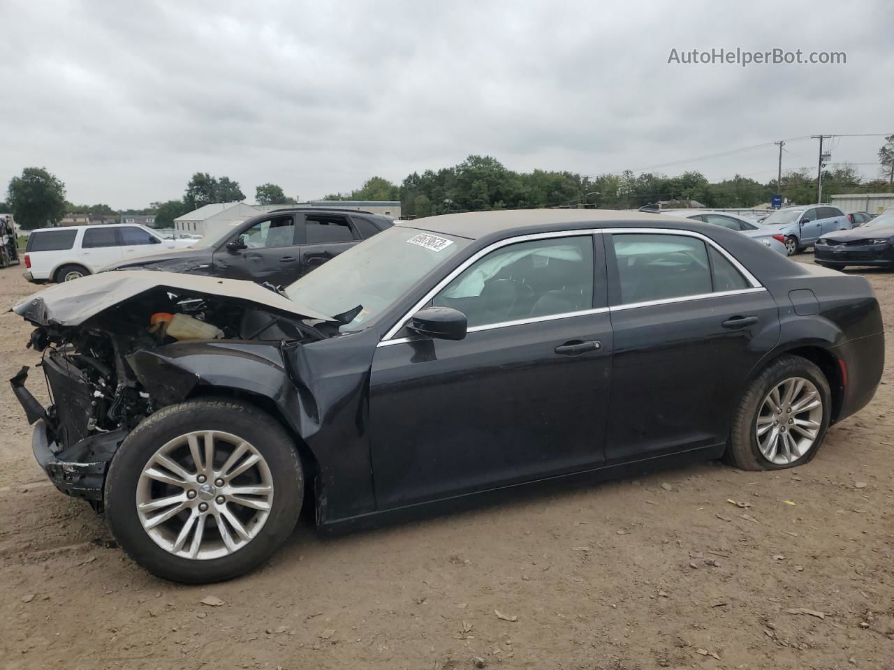 2017 Chrysler 300 Limited Black vin: 2C3CCAAG7HH665057