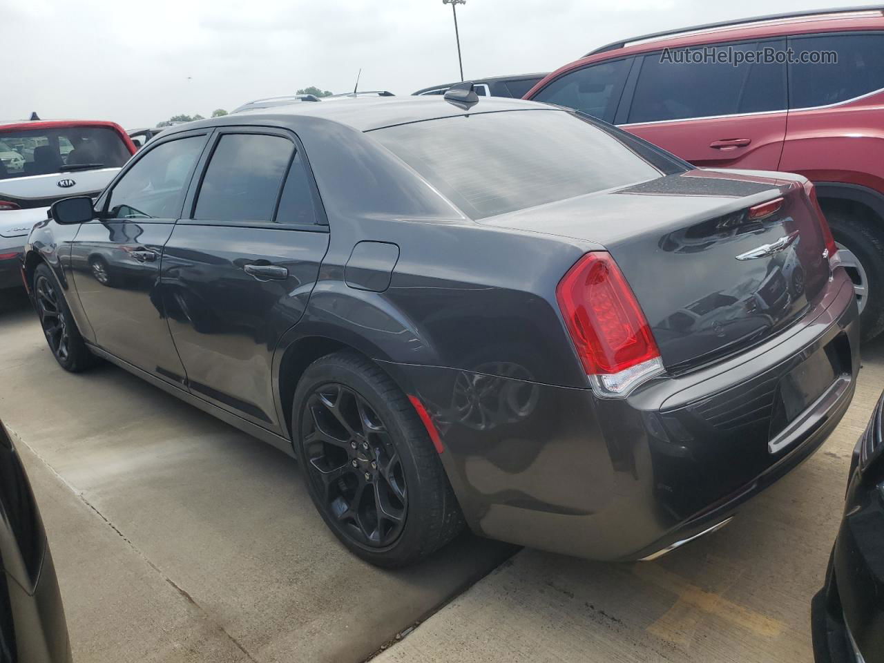 2019 Chrysler 300 Touring Gray vin: 2C3CCAAG7KH758152