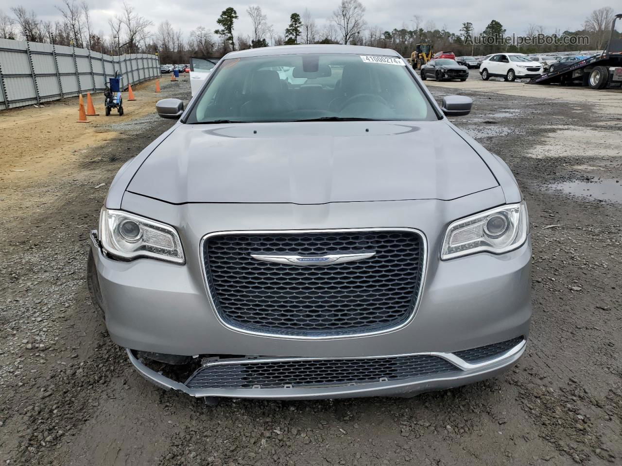 2016 Chrysler 300 Limited Серебряный vin: 2C3CCAAG8GH161132