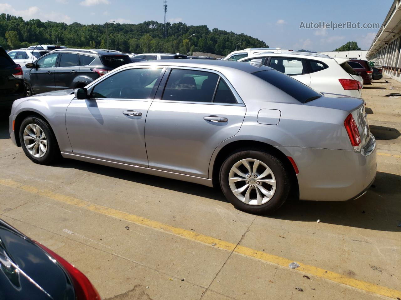 2016 Chrysler 300 Limited Silver vin: 2C3CCAAG8GH229803