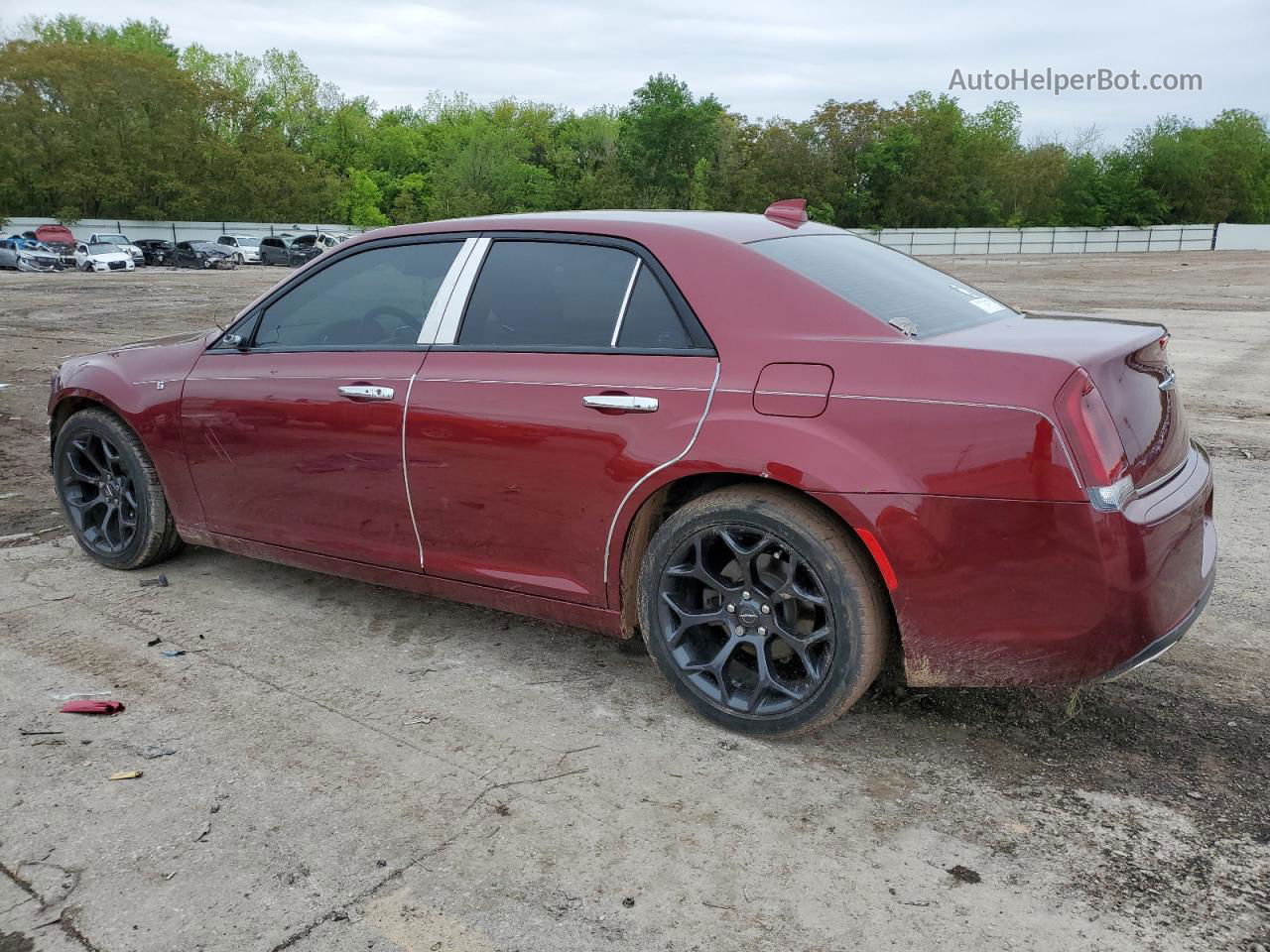 2019 Chrysler 300 Touring Burgundy vin: 2C3CCAAG8KH500982