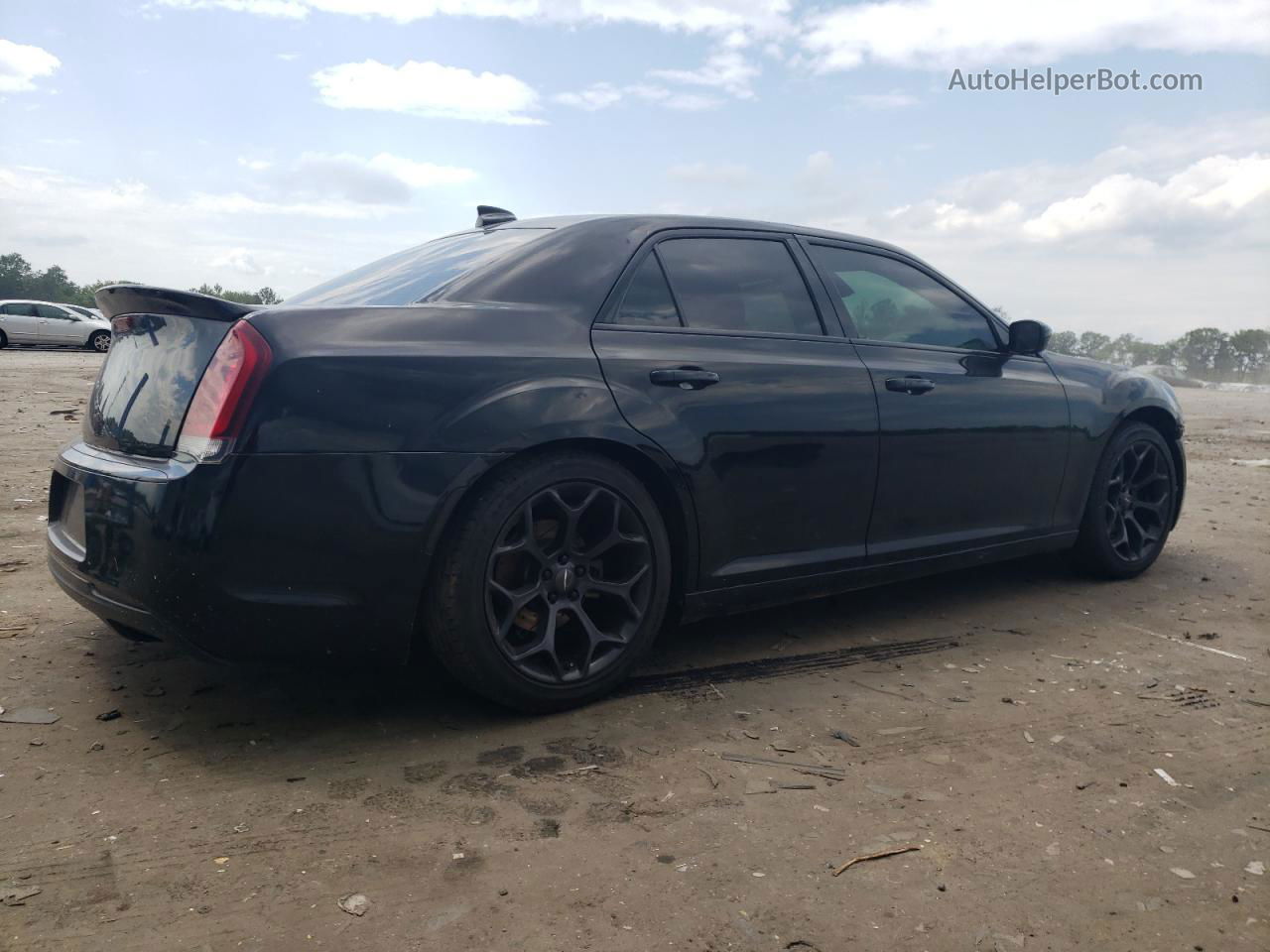 2019 Chrysler 300 Touring Black vin: 2C3CCAAG9KH590305