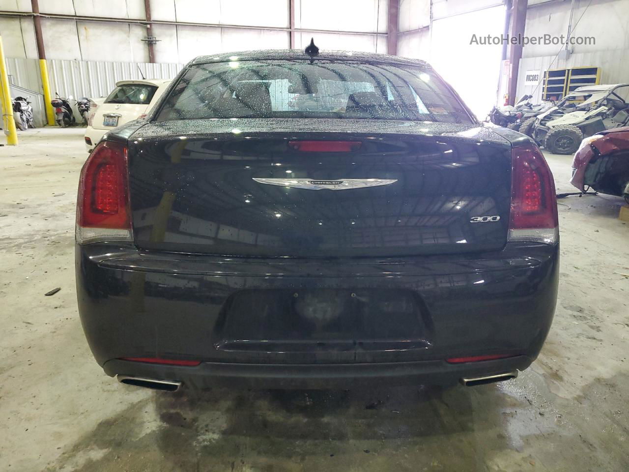 2019 Chrysler 300 Touring Black vin: 2C3CCAAG9KH738789