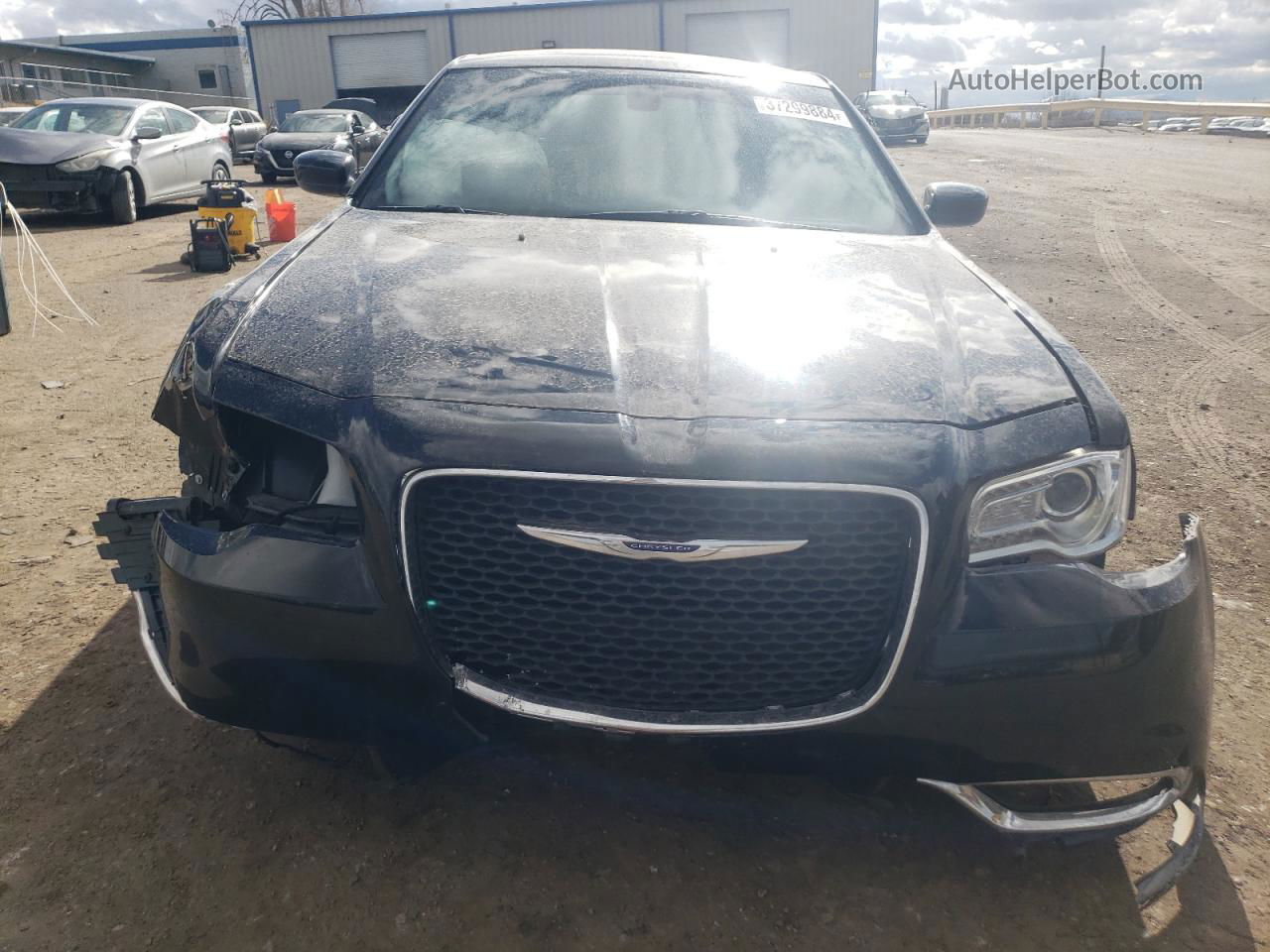 2019 Chrysler 300 Touring Black vin: 2C3CCAAG9KH755429