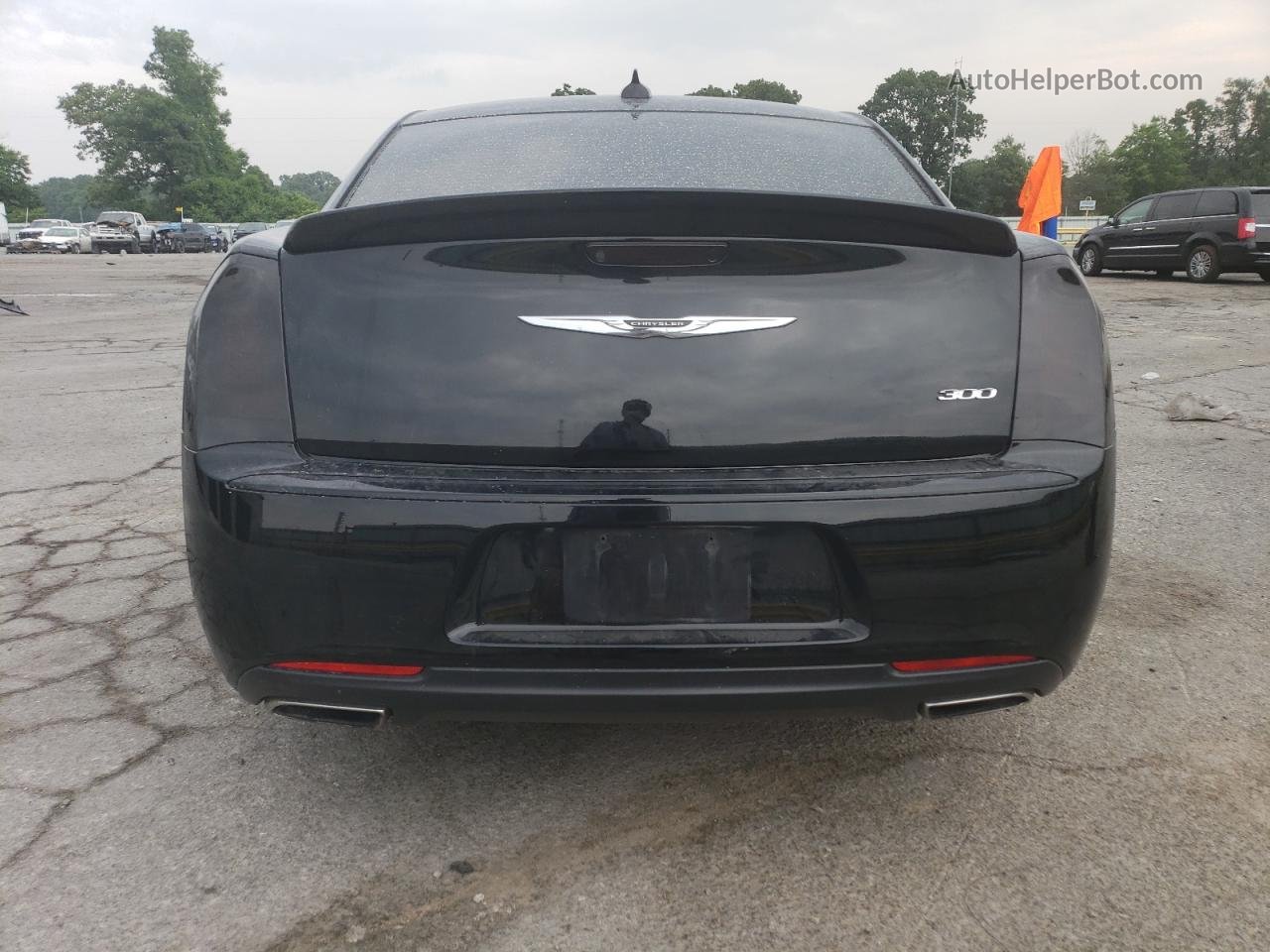2019 Chrysler 300 Touring Black vin: 2C3CCAAG9KH755480