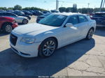 2019 Chrysler 300 Touring Белый vin: 2C3CCAAG9KH755799