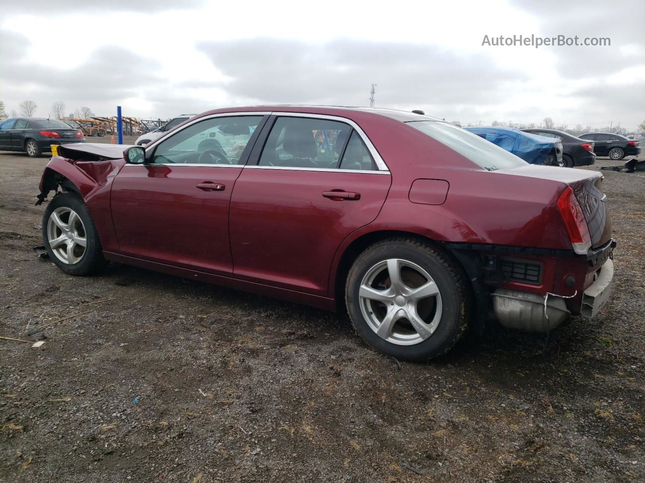 2017 Chrysler 300 Limited Red vin: 2C3CCAAGXHH651007