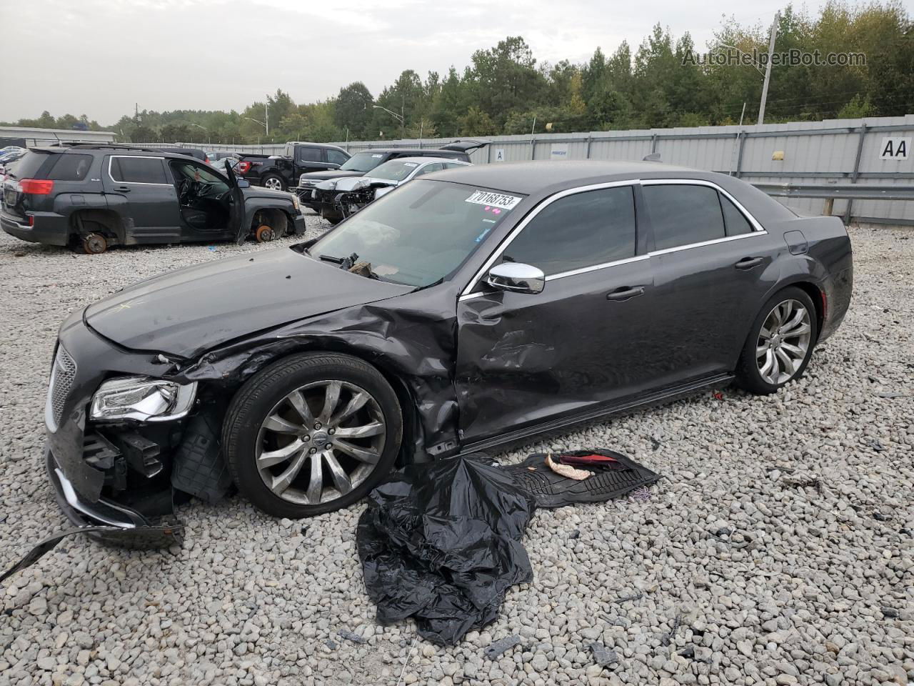 2019 Chrysler 300 Touring Gray vin: 2C3CCAAGXKH613655