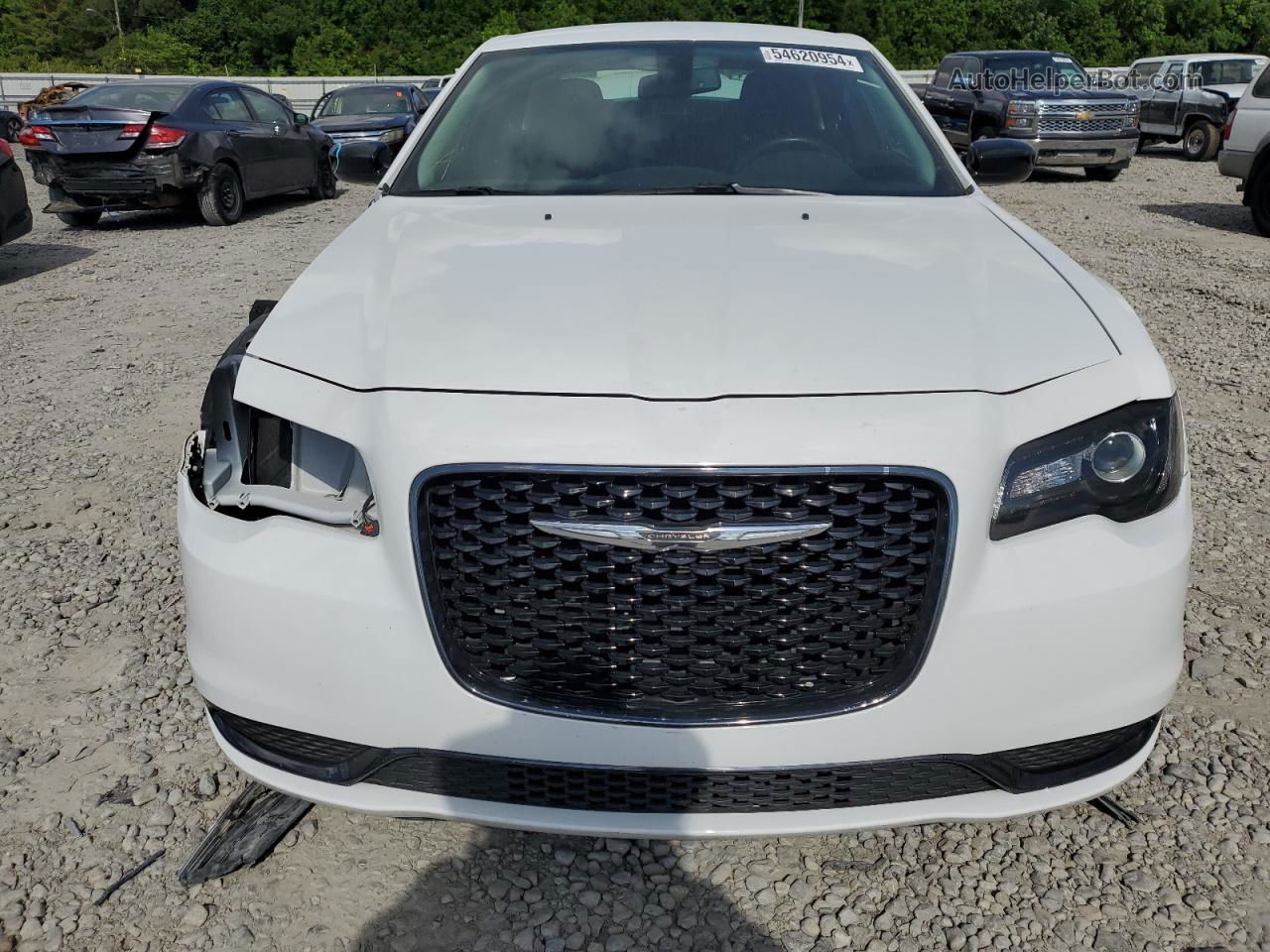 2019 Chrysler 300 Touring Белый vin: 2C3CCAAGXKH614157