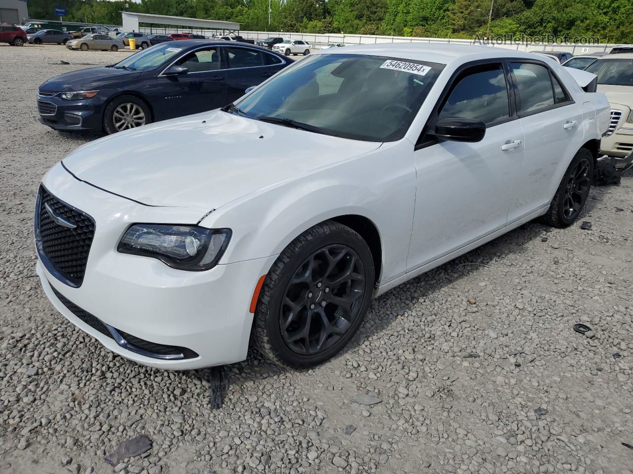 2019 Chrysler 300 Touring Белый vin: 2C3CCAAGXKH614157