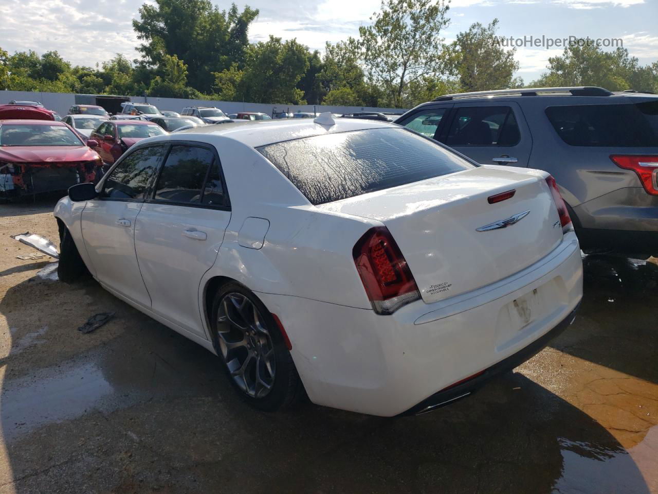 2016 Chrysler 300 S White vin: 2C3CCABG0GH141469