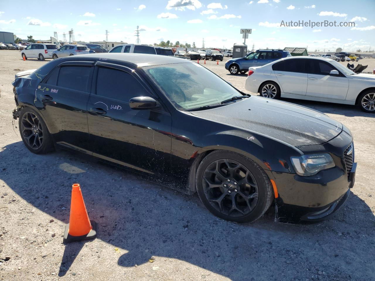 2019 Chrysler 300 S Black vin: 2C3CCABG0KH533733