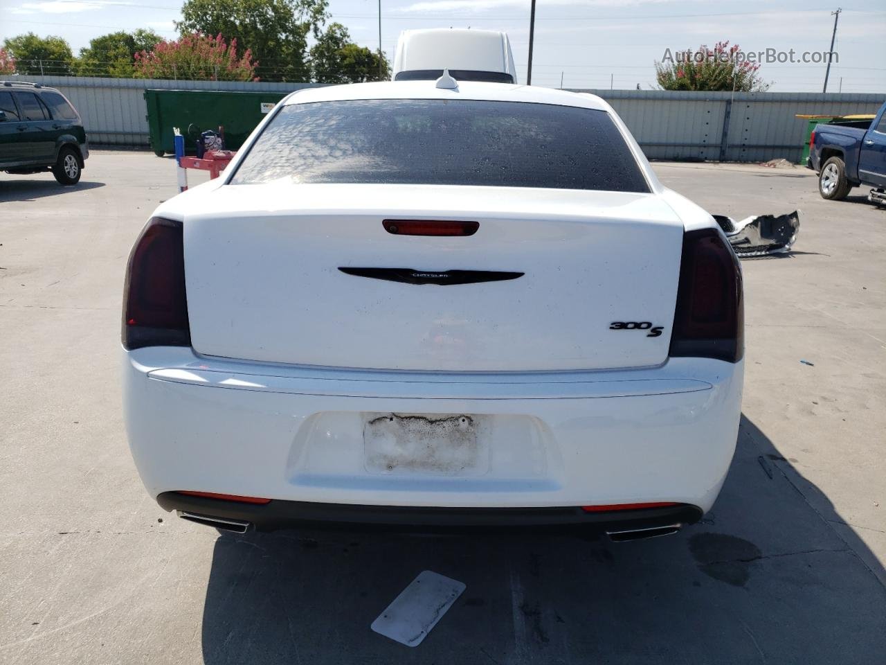 2019 Chrysler 300 S Белый vin: 2C3CCABG1KH628799