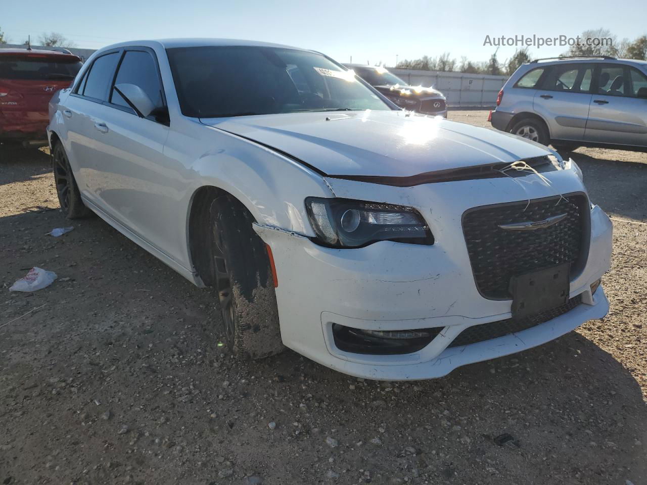 2017 Chrysler 300 S White vin: 2C3CCABG2HH668768