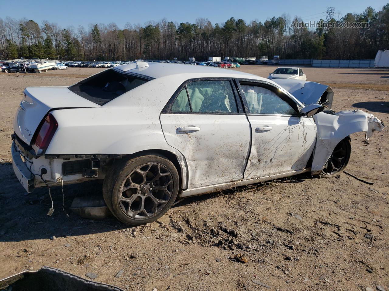 2019 Chrysler 300 S White vin: 2C3CCABG2KH635096