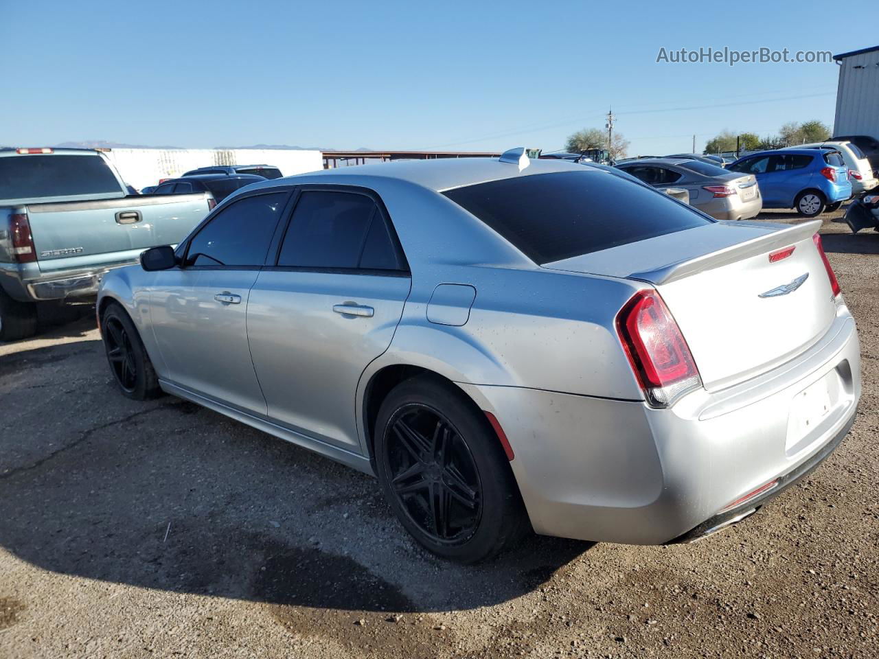 2017 Chrysler 300 S Silver vin: 2C3CCABG3HH639120