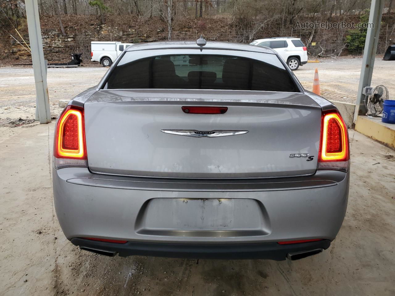 2017 Chrysler 300 S Silver vin: 2C3CCABG4HH663166