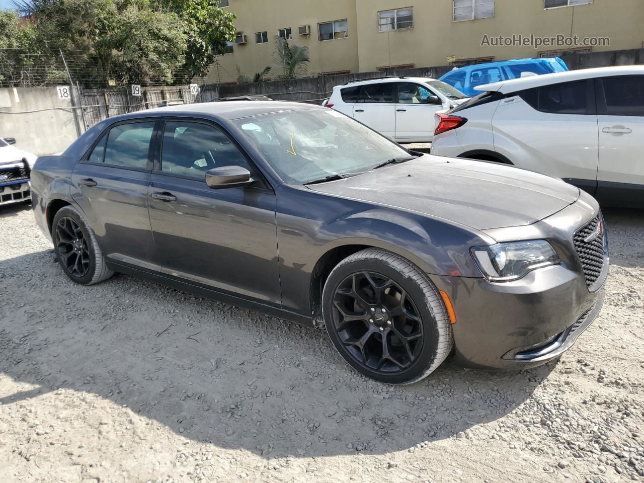 2019 Chrysler 300 S Gray vin: 2C3CCABG4KH515882